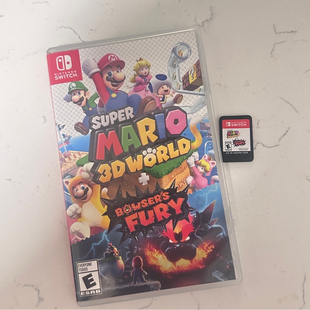 Nintendo Switch Super Mario 3D World + Bowser's Fury Game & Case